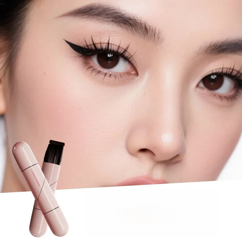 Double-Ended Eyeliner Stamp for Beginners – Waterproof, Sweat-Proof & Smudge-Proof