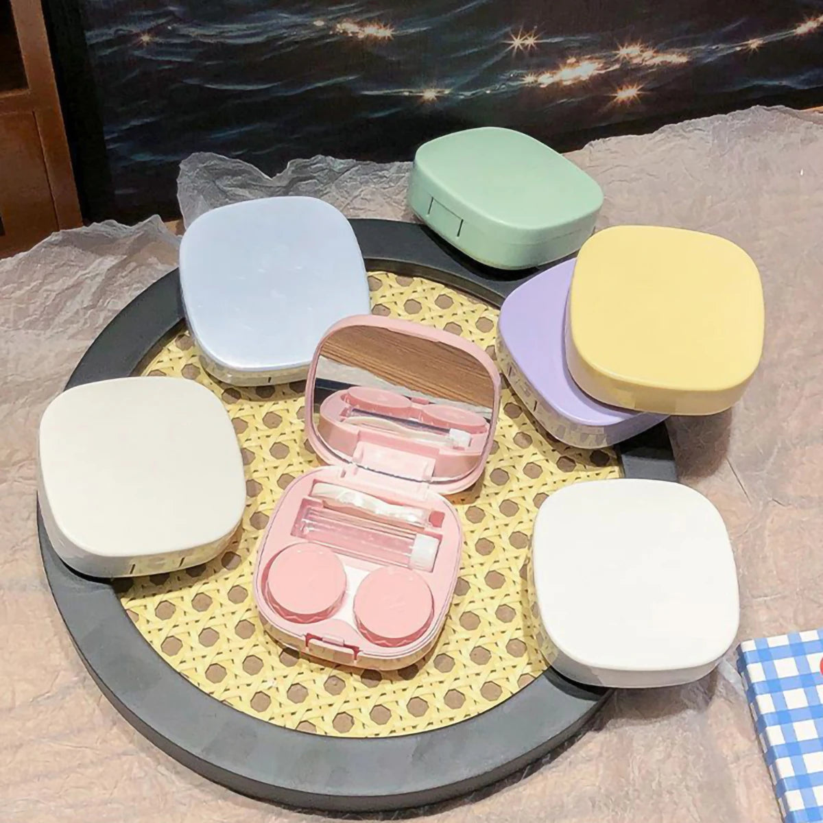 Macaroon Contact Lens Case – Compact & Stylish Storage Box